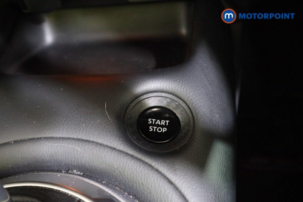 Nissan Juke N-Connecta Automatic Petrol-Electric Hybrid SUV - Stock Number (1587743) - 8th supplementary image