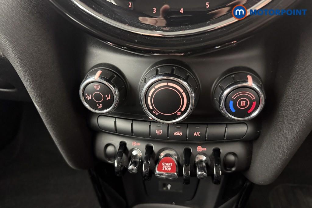 Mini Hatchback One Classic Manual Petrol Hatchback - Stock Number (1587991) - 8th supplementary image