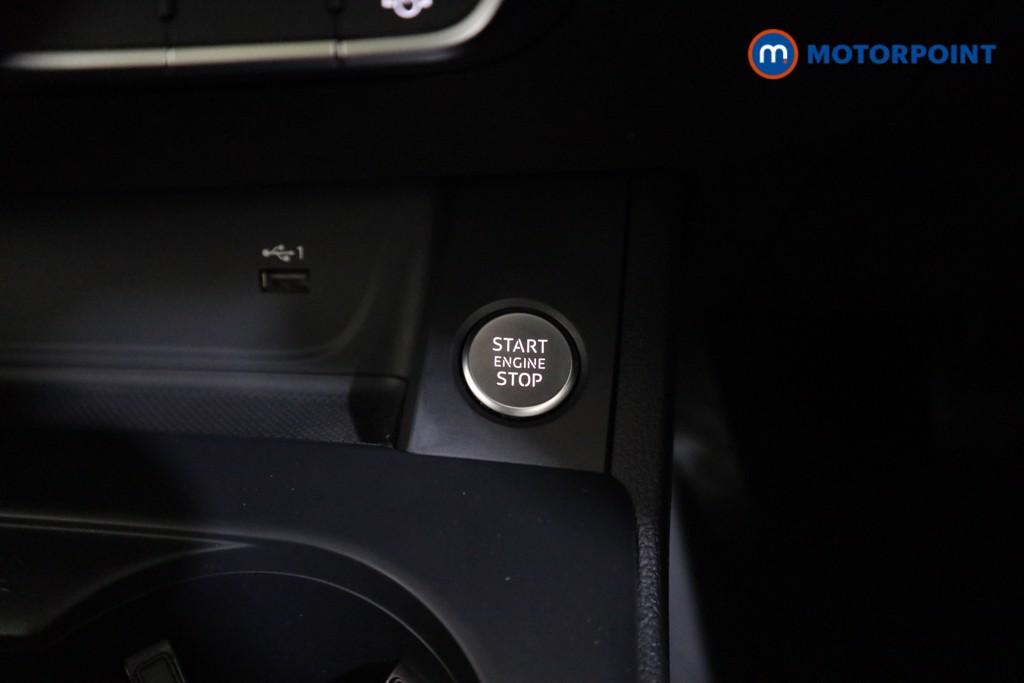 Audi A4 Technik Automatic Petrol Saloon - Stock Number (1580883) - 8th supplementary image