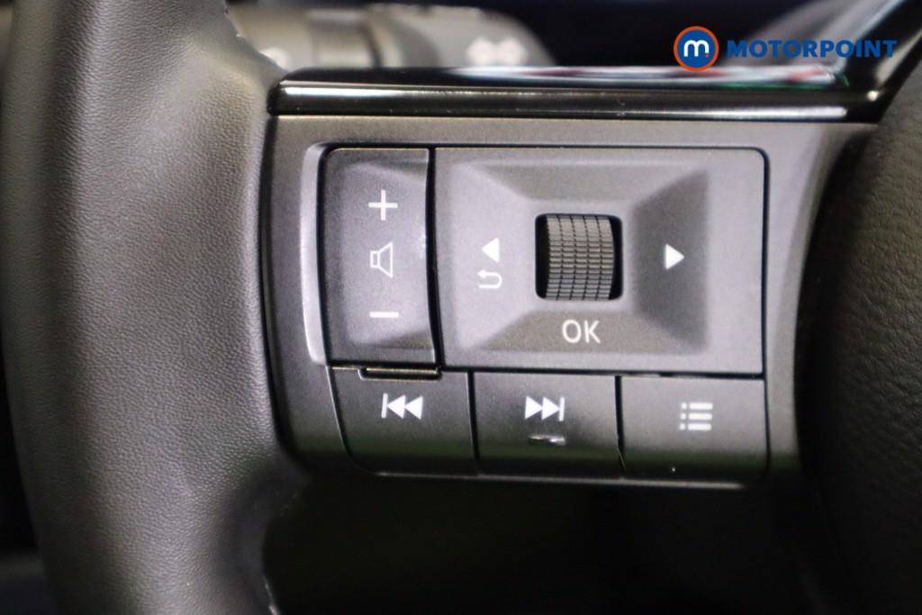 Nissan Qashqai N-Connecta Manual Petrol SUV - Stock Number (1590023) - 8th supplementary image