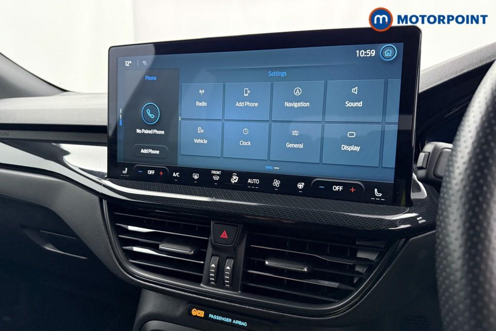 Ford Focus St-Line Vignale Manual Petrol Hatchback - Stock Number (1587958) - 8th supplementary image