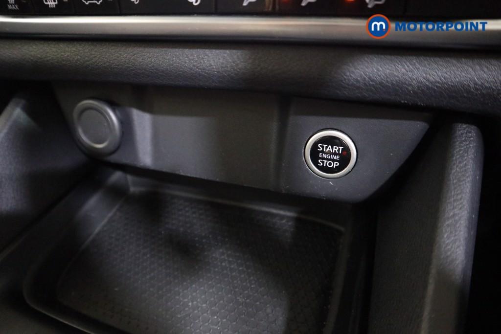 Nissan Qashqai Acenta Premium Automatic Petrol SUV - Stock Number (1588146) - 8th supplementary image