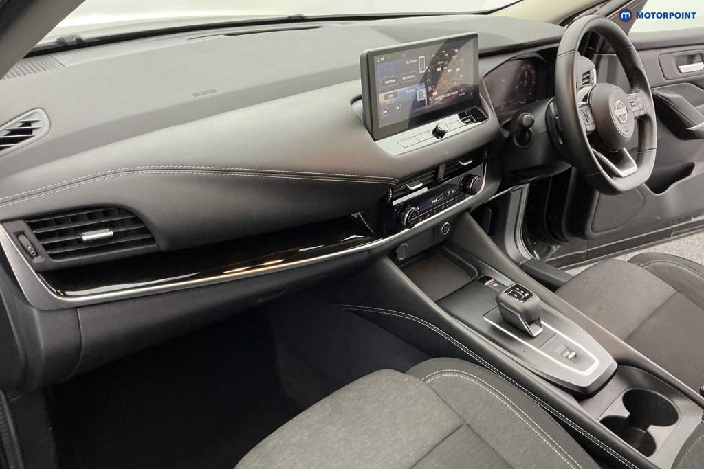 Nissan Qashqai N-Connecta Automatic Petrol SUV - Stock Number (1587409) - 8th supplementary image