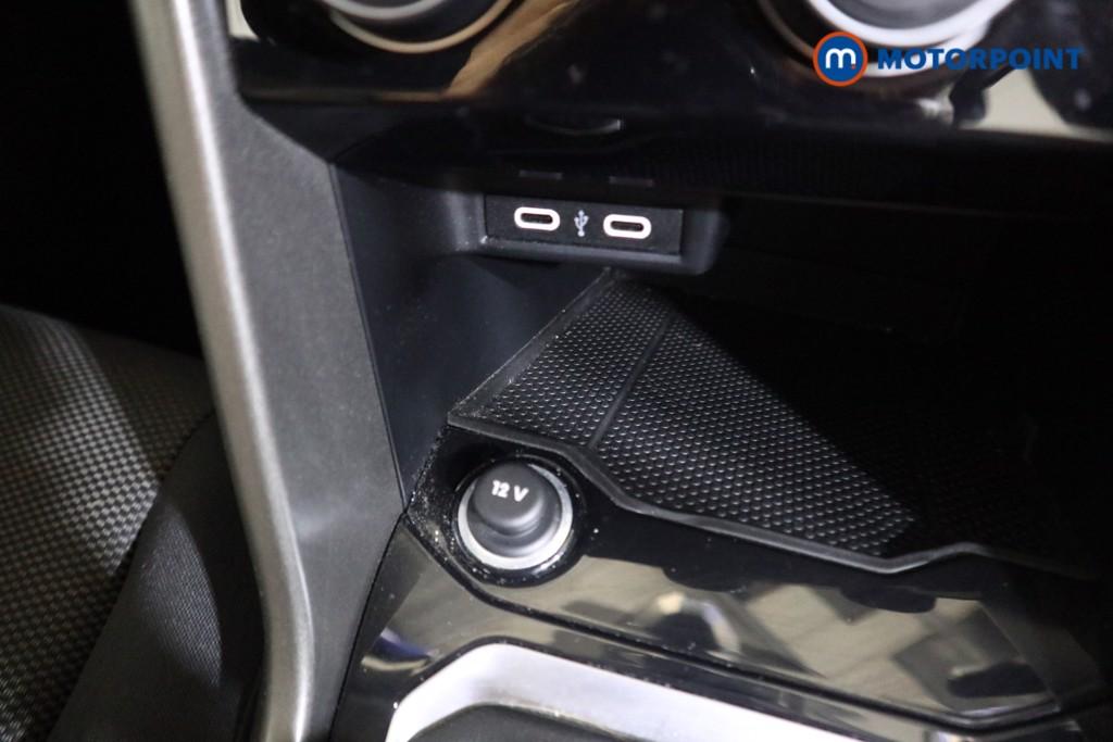 Volkswagen T-Roc SE Manual Diesel SUV - Stock Number (1590483) - 8th supplementary image