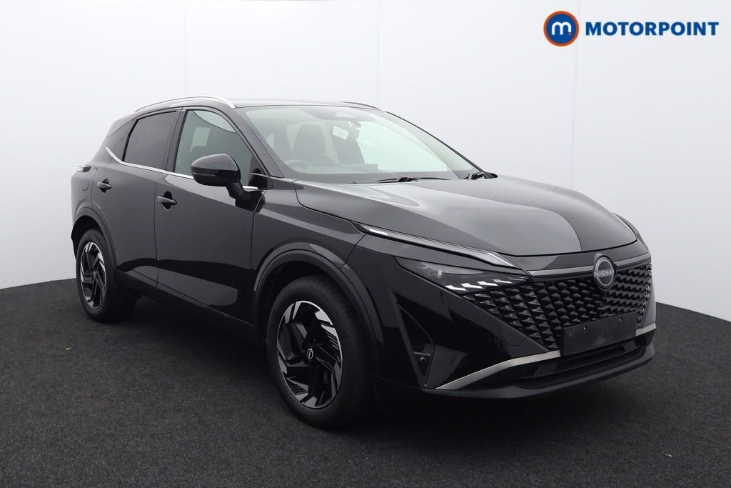 Nissan Qashqai N-Connecta Automatic Petrol SUV - Stock Number (1593200) - Drivers side front corner