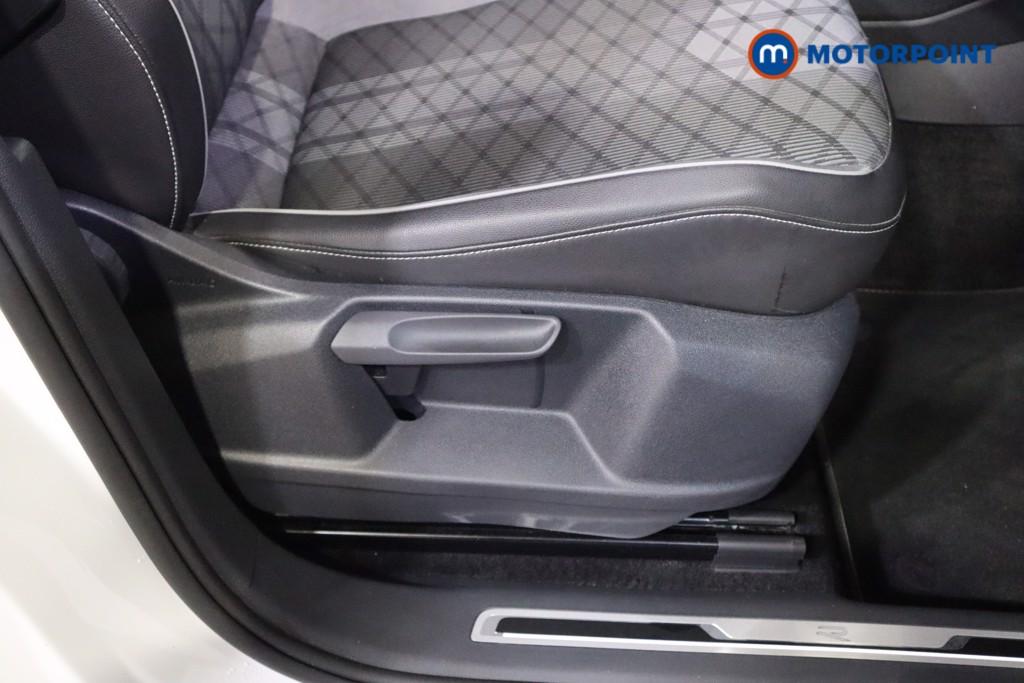 Volkswagen Tiguan R-Line Automatic Diesel SUV - Stock Number (1594093) - 16th supplementary image