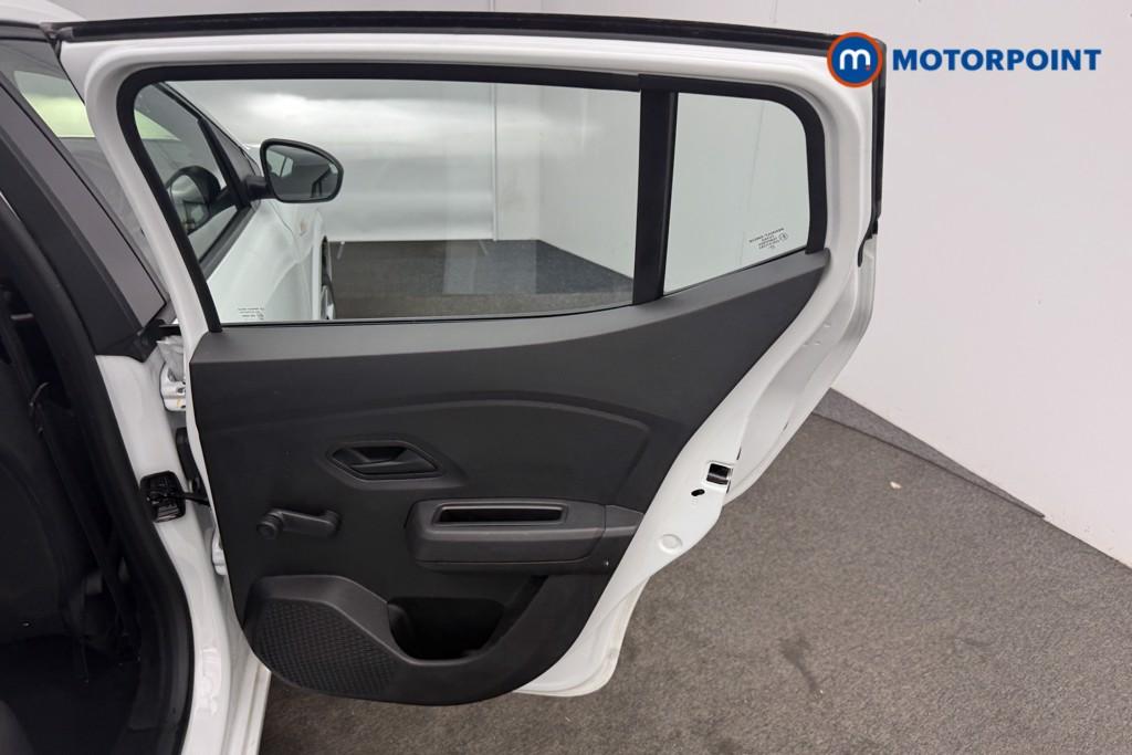 Dacia Sandero Essential Manual Petrol Hatchback - Stock Number (1577260) - 14th supplementary image