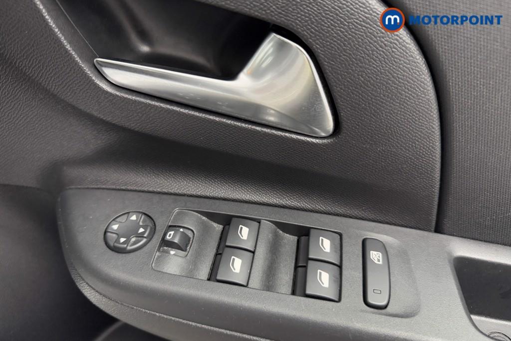 Vauxhall Corsa Design Automatic Petrol Hatchback - Stock Number (1590273) - 16th supplementary image