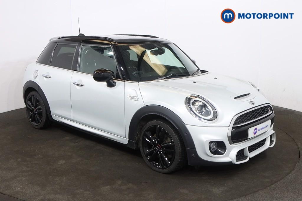 Mini Hatchback Cooper S Sport Automatic Petrol Hatchback - Stock Number (1592381) - Drivers side front corner