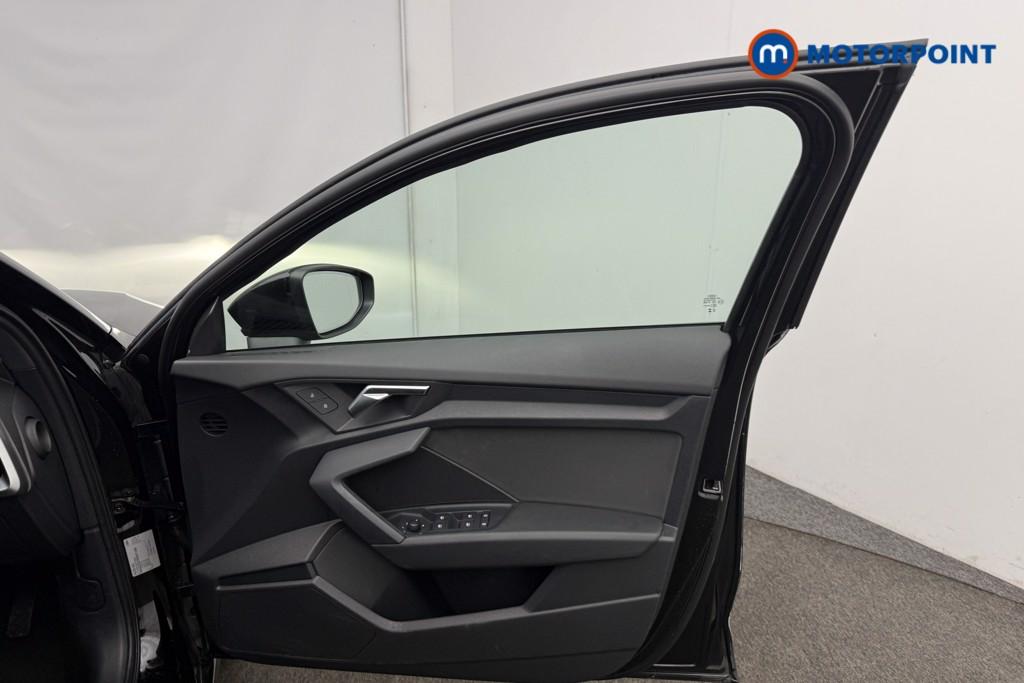 Audi A3 Technik Manual Petrol Hatchback - Stock Number (1591118) - 15th supplementary image