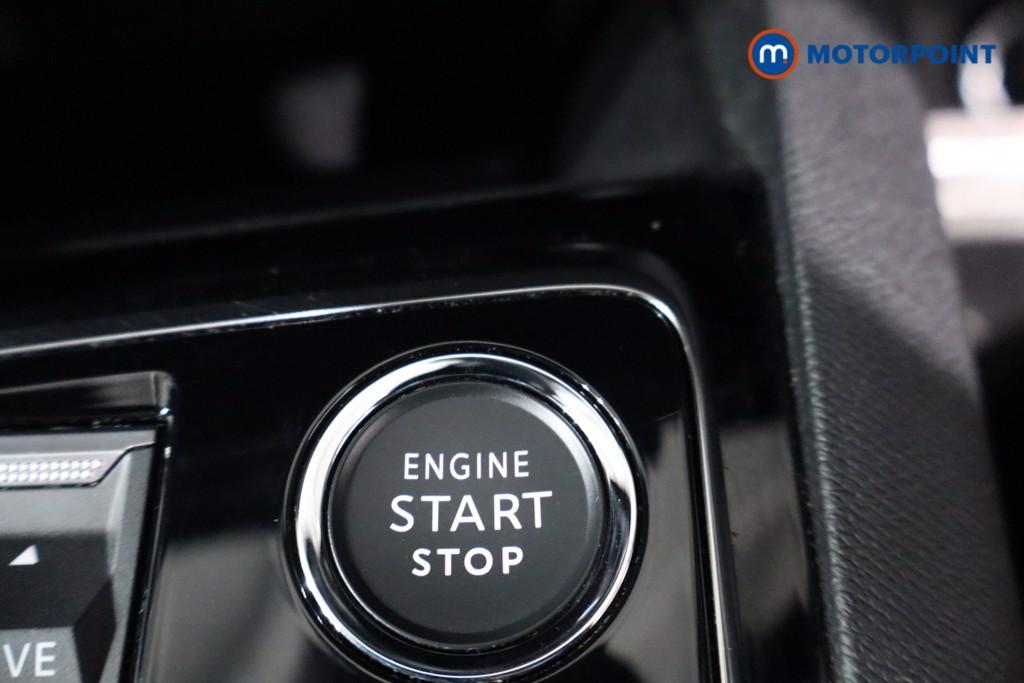 Peugeot 3008 Allure Premium-Plus Automatic Petrol Plug-In Hybrid SUV - Stock Number (1593421) - 13th supplementary image