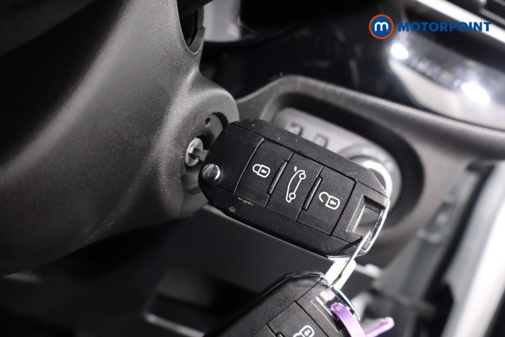 Vauxhall Corsa Design Automatic Petrol Hatchback - Stock Number (1593951) - 13th supplementary image