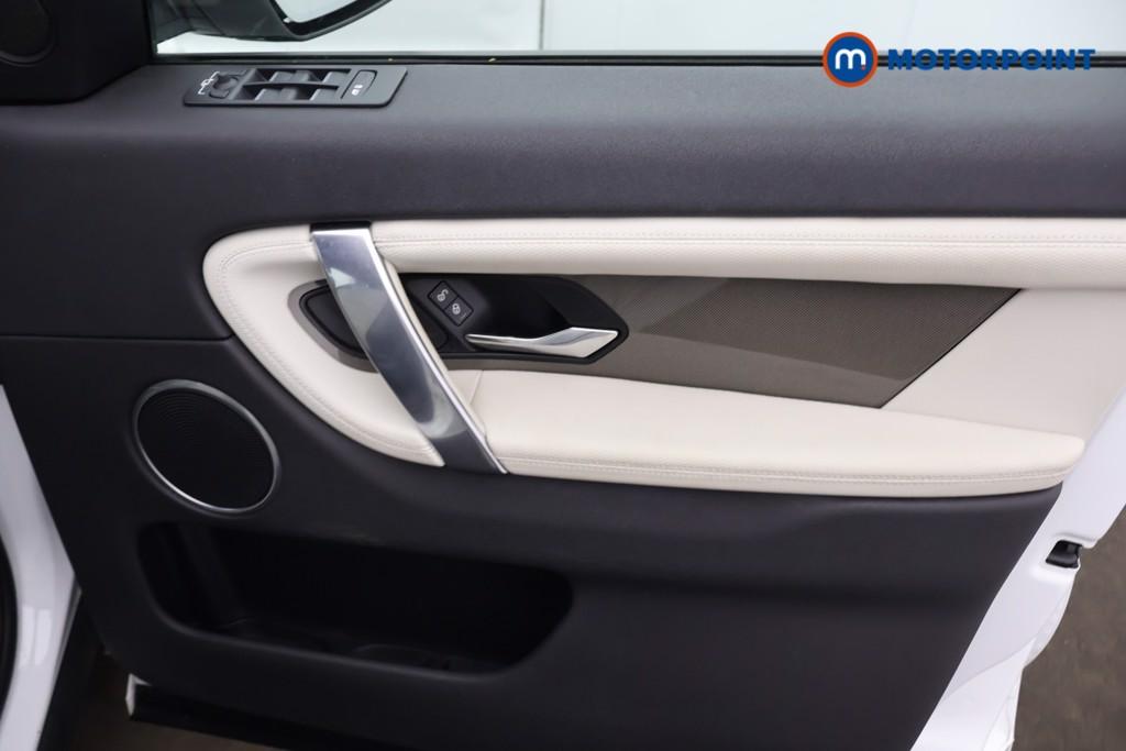 Land Rover Discovery Sport R-Dynamic S Automatic Petrol Plug-In Hybrid SUV - Stock Number (1592600) - 14th supplementary image