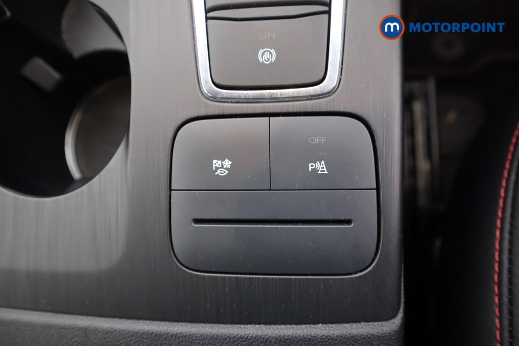 Ford Kuga St-Line Edition Automatic Petrol-Electric Hybrid SUV - Stock Number (1594886) - 16th supplementary image