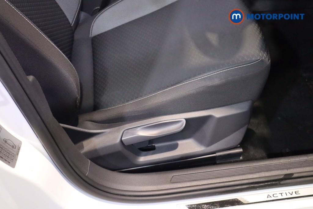 Volkswagen Polo Active Manual Petrol Hatchback - Stock Number (1595622) - 16th supplementary image