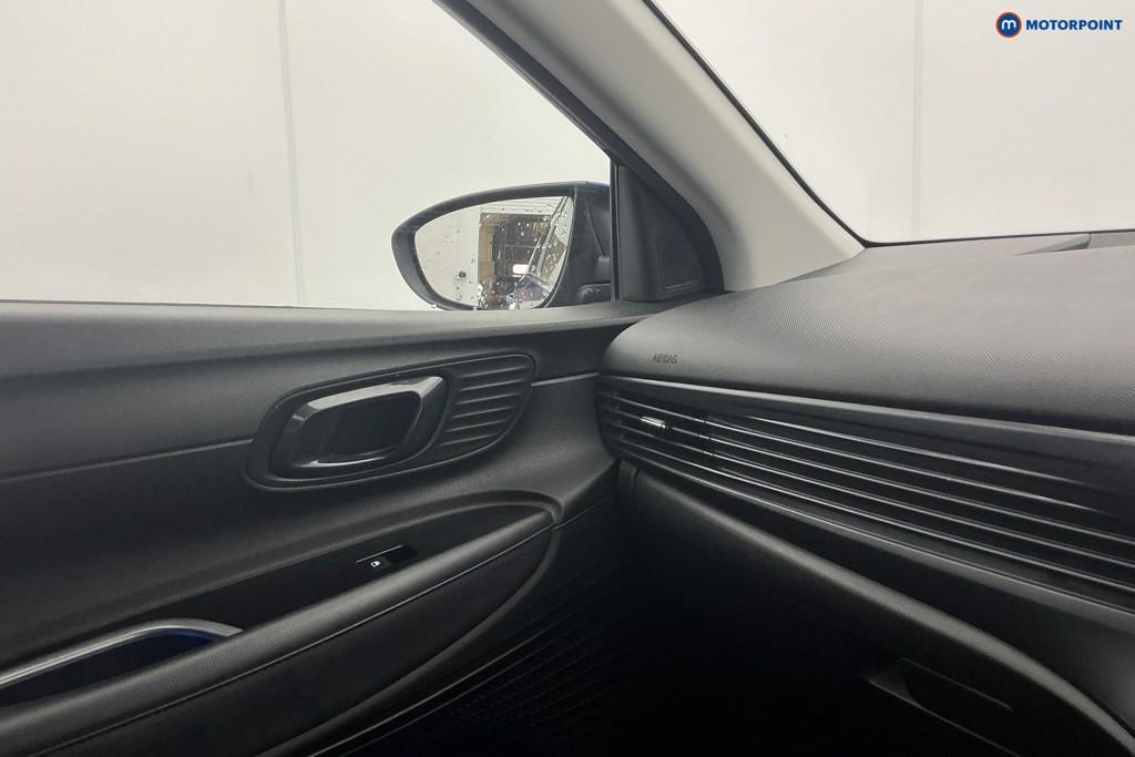 Hyundai Bayon Premium Automatic Petrol SUV - Stock Number (1586975) - 16th supplementary image