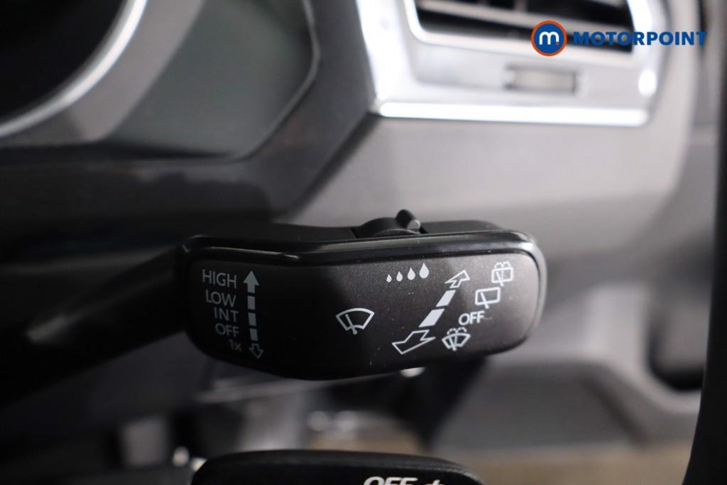 Volkswagen Tiguan Life Automatic Petrol SUV - Stock Number (1595368) - 18th supplementary image
