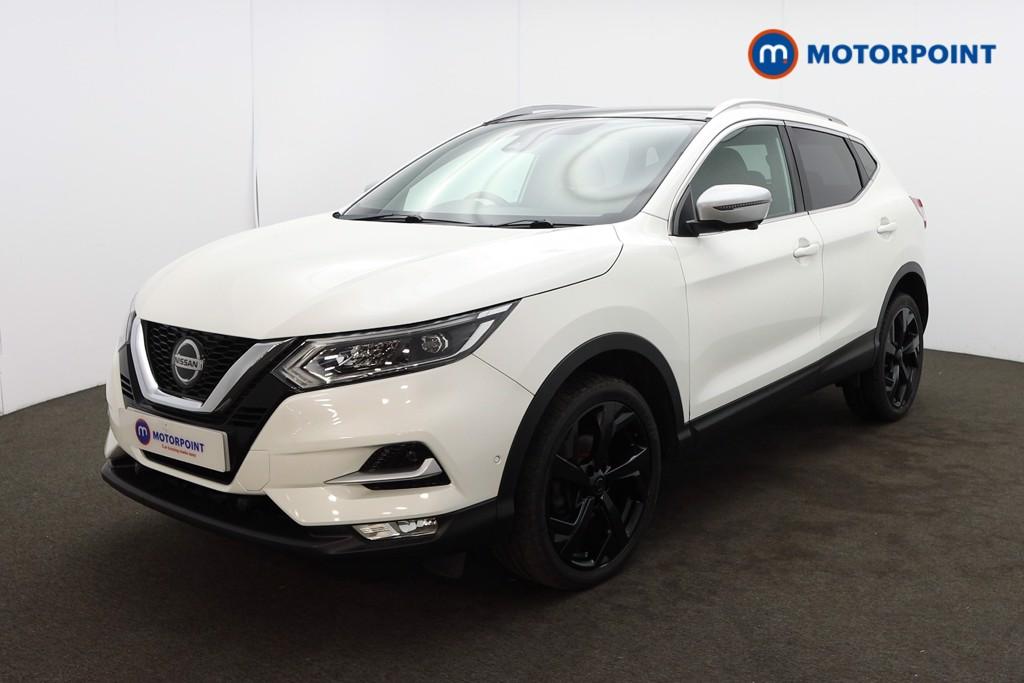 Nissan Qashqai Tekna-Plus Manual Diesel SUV - Stock Number (1556562) - Passenger side front corner