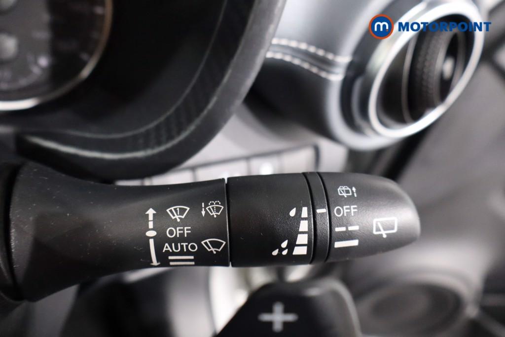 Nissan Juke Tekna Automatic Petrol SUV - Stock Number (1595530) - 18th supplementary image