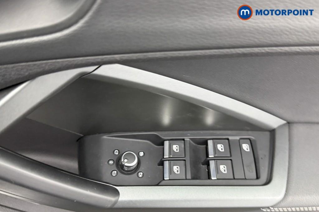 Audi Q3 Black Edition Automatic Petrol SUV - Stock Number (1595471) - 16th supplementary image