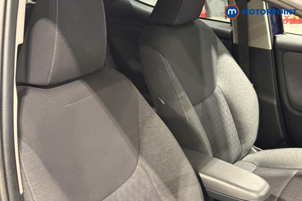 Toyota Yaris Design Automatic Petrol-Electric Hybrid Hatchback - Stock Number (1596187) - 17th supplementary image