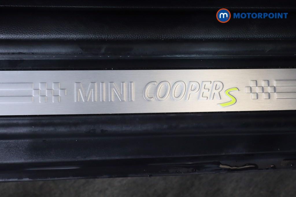 Mini Hatchback Cooper S Level 1 Automatic Electric Hatchback - Stock Number (1520071) - 15th supplementary image