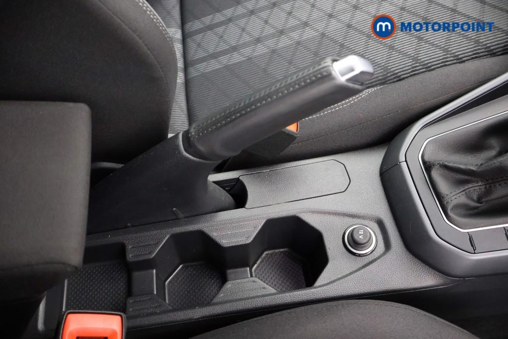 Volkswagen Taigo R-Line Automatic Petrol SUV - Stock Number (1597677) - 8th supplementary image