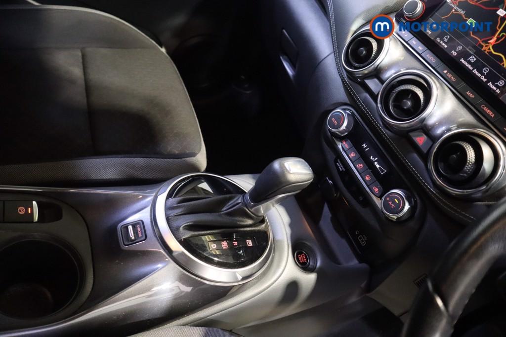 Nissan Juke N-Connecta Automatic Petrol SUV - Stock Number (1597723) - 8th supplementary image