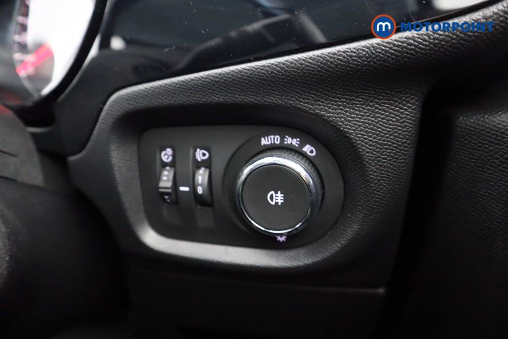 Vauxhall Corsa SE Manual Petrol Hatchback - Stock Number (1597893) - 8th supplementary image