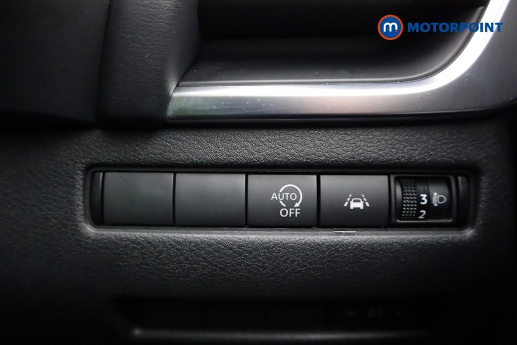 Nissan Qashqai Acenta Premium Automatic Petrol SUV - Stock Number (1597941) - 8th supplementary image