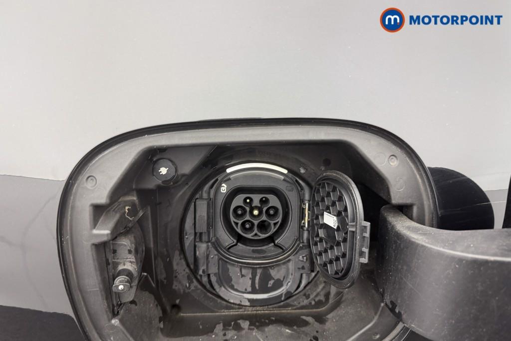 Mercedes-Benz GLA Exclusive Edition Automatic Petrol Plug-In Hybrid SUV - Stock Number (1598742) - 8th supplementary image