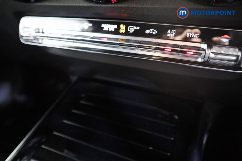 Mercedes-Benz GLB Amg Line Automatic Petrol SUV - Stock Number (1597848) - 8th supplementary image