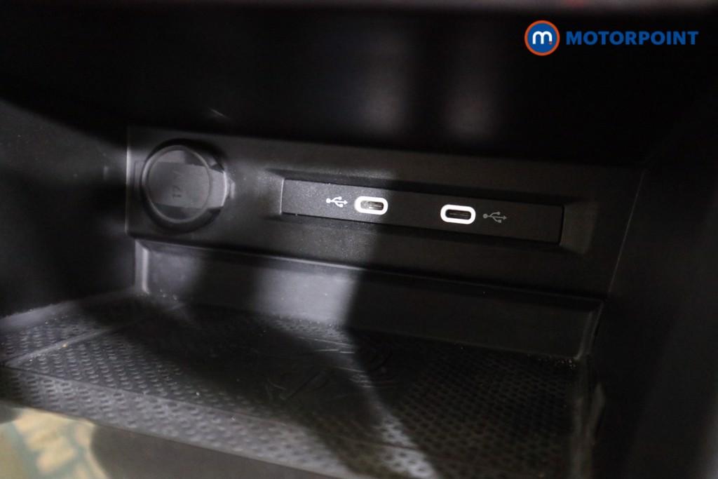 Volkswagen Tiguan Allspace Life Automatic Petrol SUV - Stock Number (1598772) - 8th supplementary image