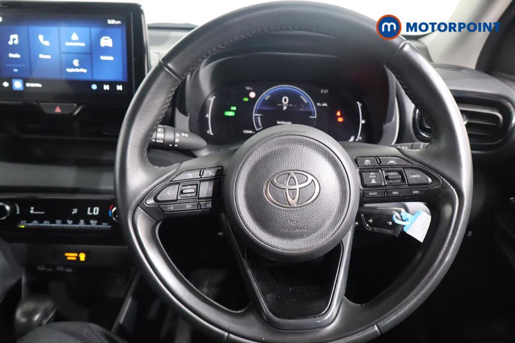 Toyota Yaris Design Automatic Petrol-Electric Hybrid Hatchback - Stock Number (1580669) - 8th supplementary image