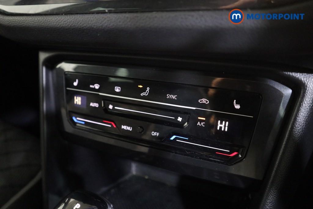 Volkswagen Tiguan R-Line Automatic Petrol SUV - Stock Number (1596594) - 8th supplementary image