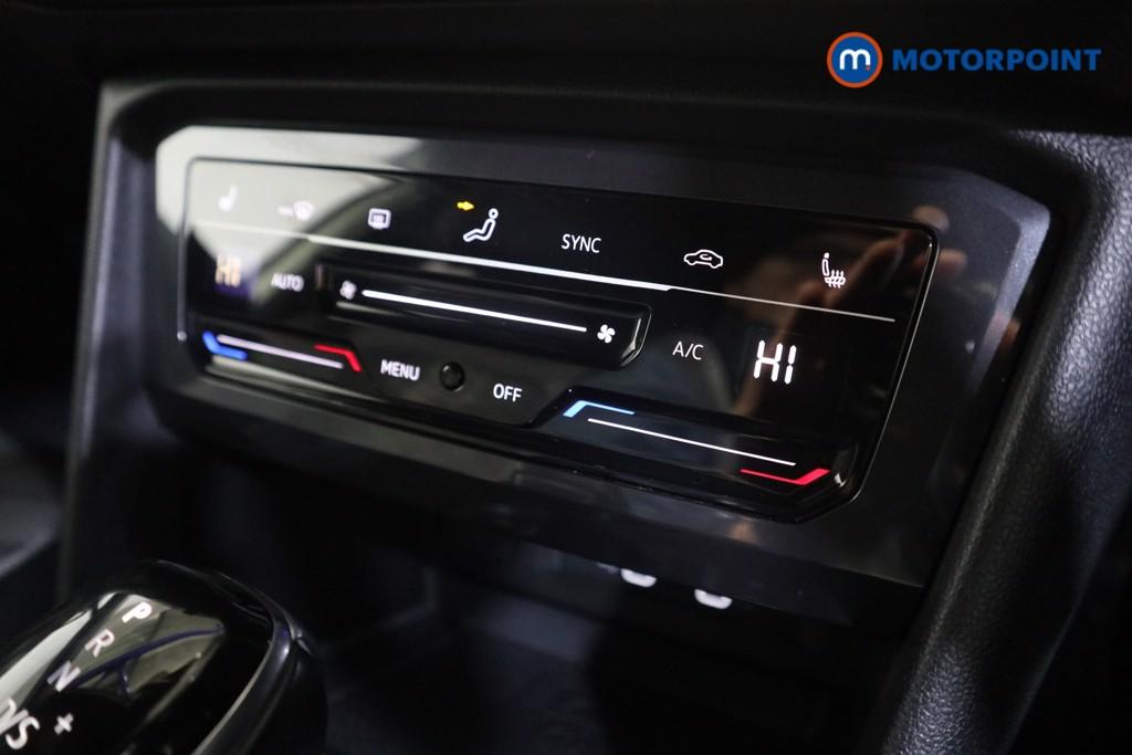 Volkswagen Tiguan Allspace R-Line Automatic Petrol SUV - Stock Number (1597847) - 8th supplementary image