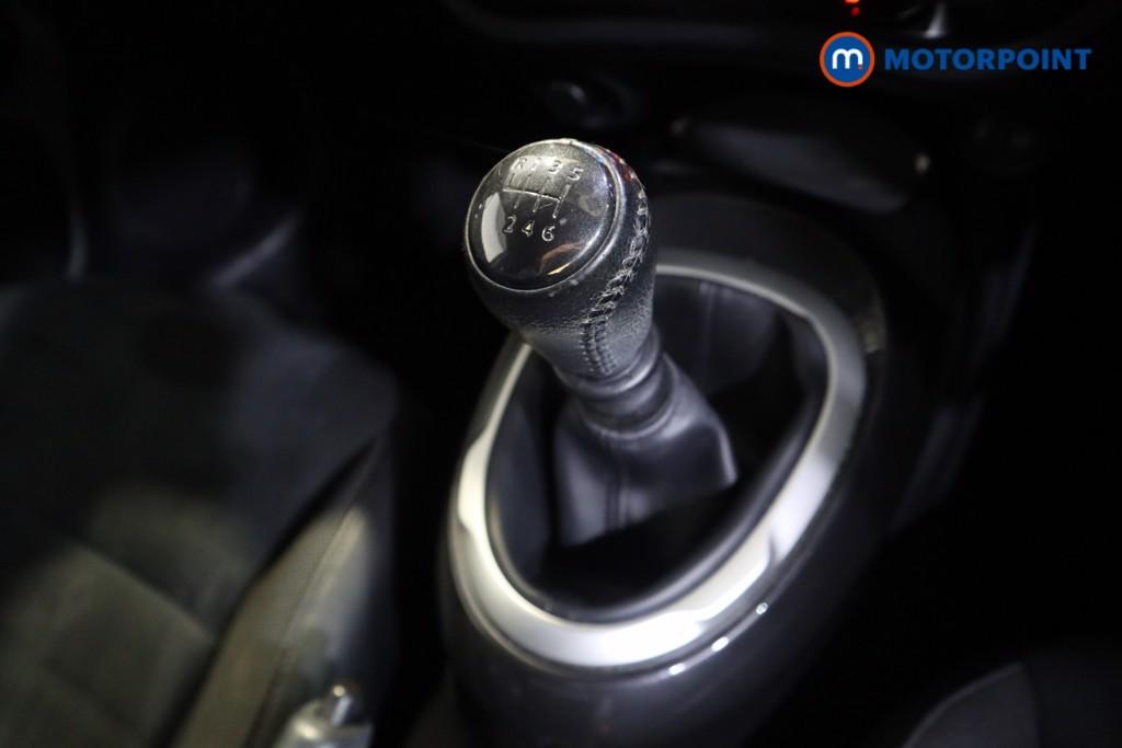 Nissan Juke N-Connecta Manual Diesel SUV - Stock Number (1592259) - 8th supplementary image
