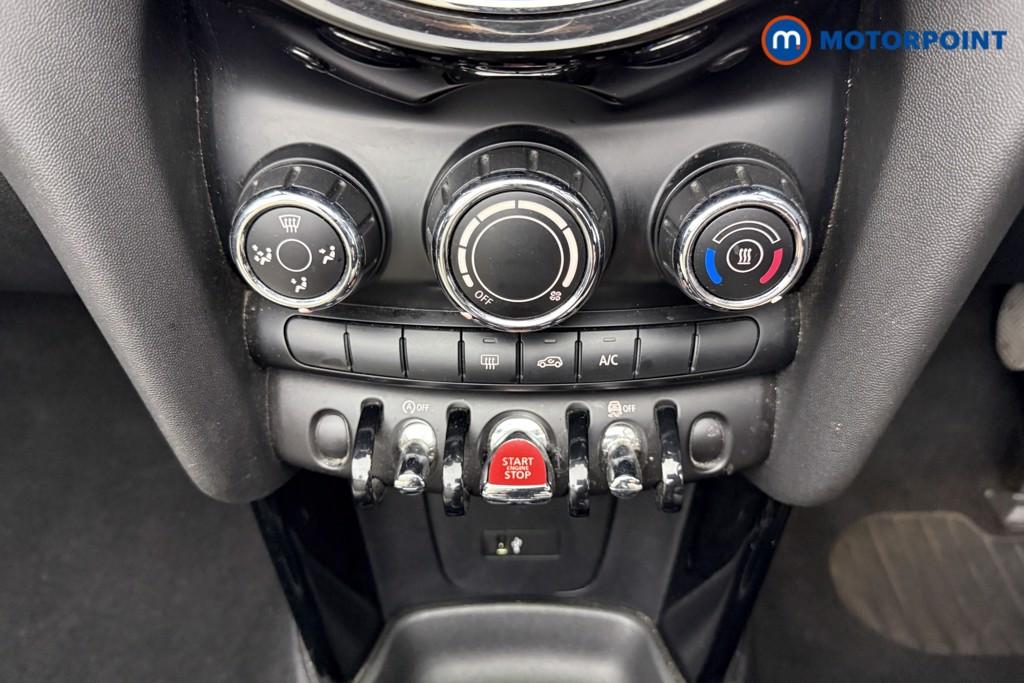 Mini Convertible Cooper S Exclusive Manual Petrol Convertible - Stock Number (1590859) - 8th supplementary image