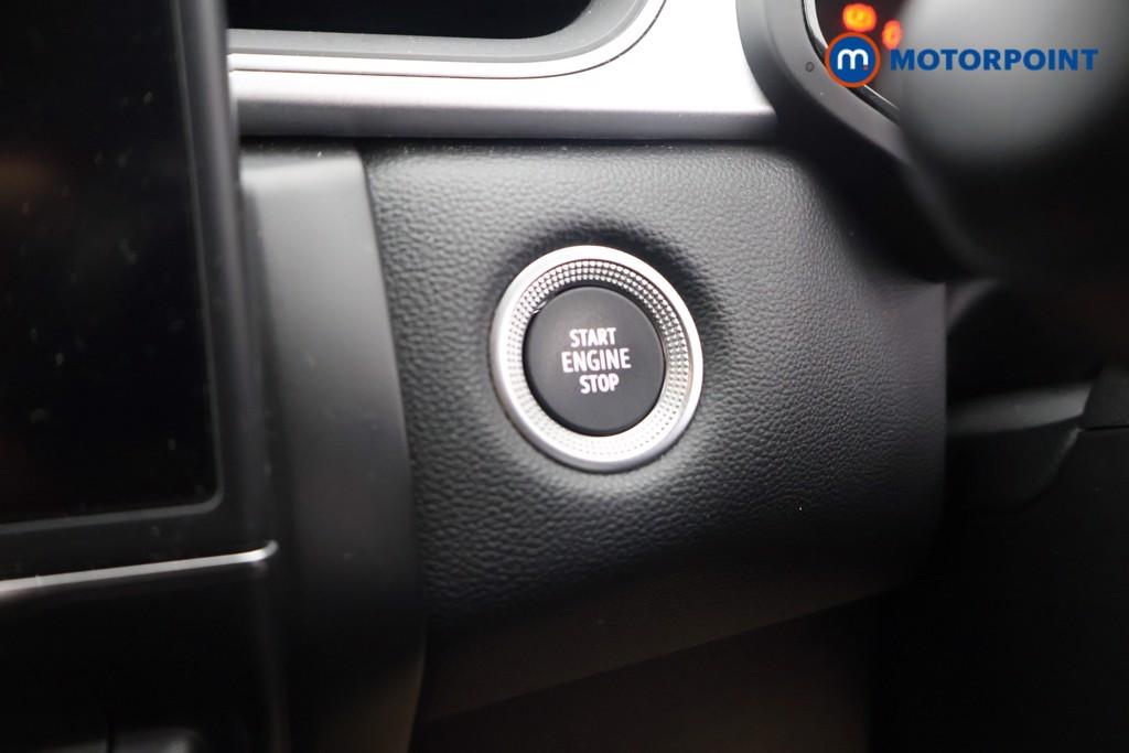 Renault Captur Techno Manual Petrol SUV - Stock Number (1595511) - 8th supplementary image