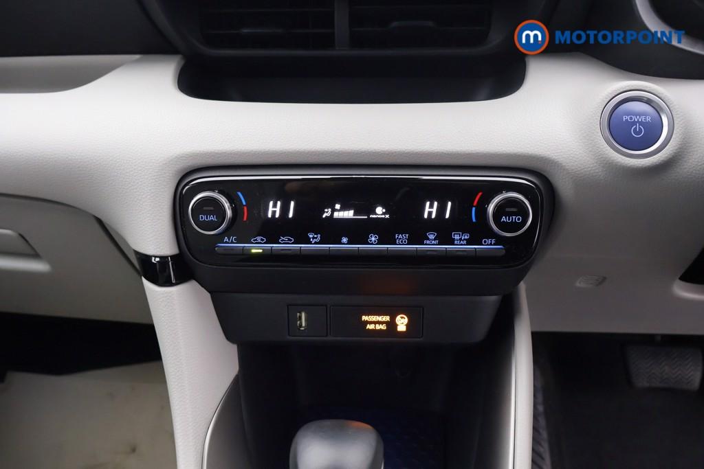 Toyota Yaris Excel Automatic Petrol-Electric Hybrid Hatchback - Stock Number (1599107) - 8th supplementary image