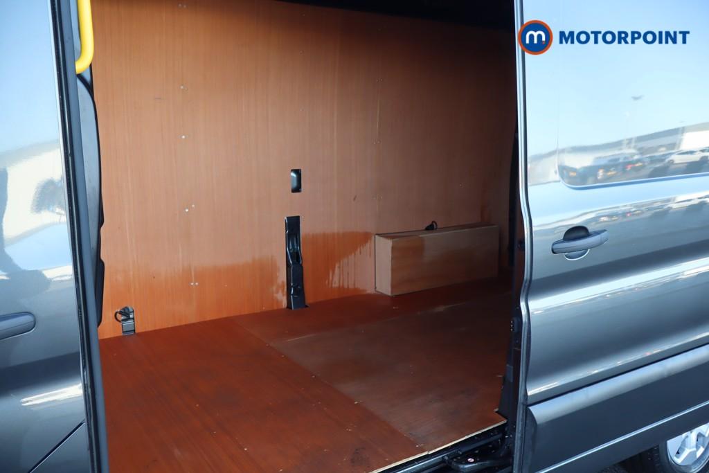 Ford Transit Limited Manual Diesel Medium Roof Van - Stock Number (1594782) - 8th supplementary image