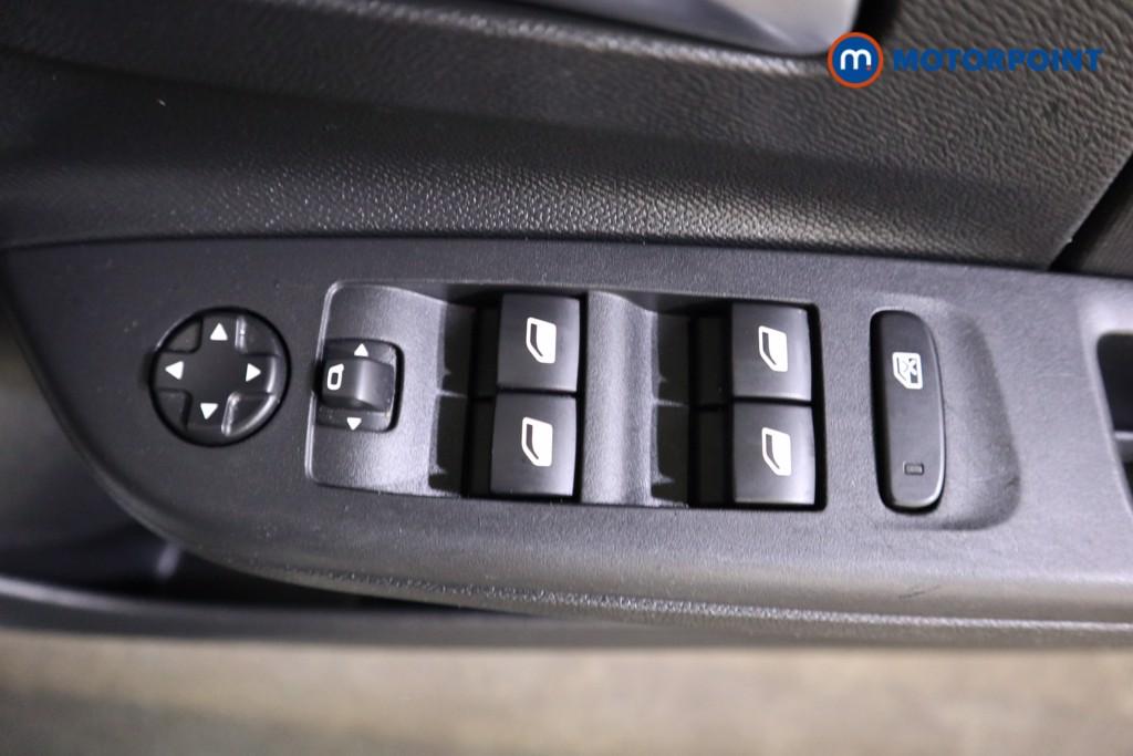 Vauxhall Corsa Se Edition Manual Petrol Hatchback - Stock Number (1597383) - 8th supplementary image