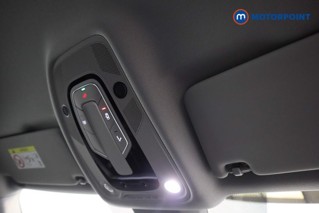 Audi A4 Technik Automatic Petrol Estate - Stock Number (1600999) - 8th supplementary image