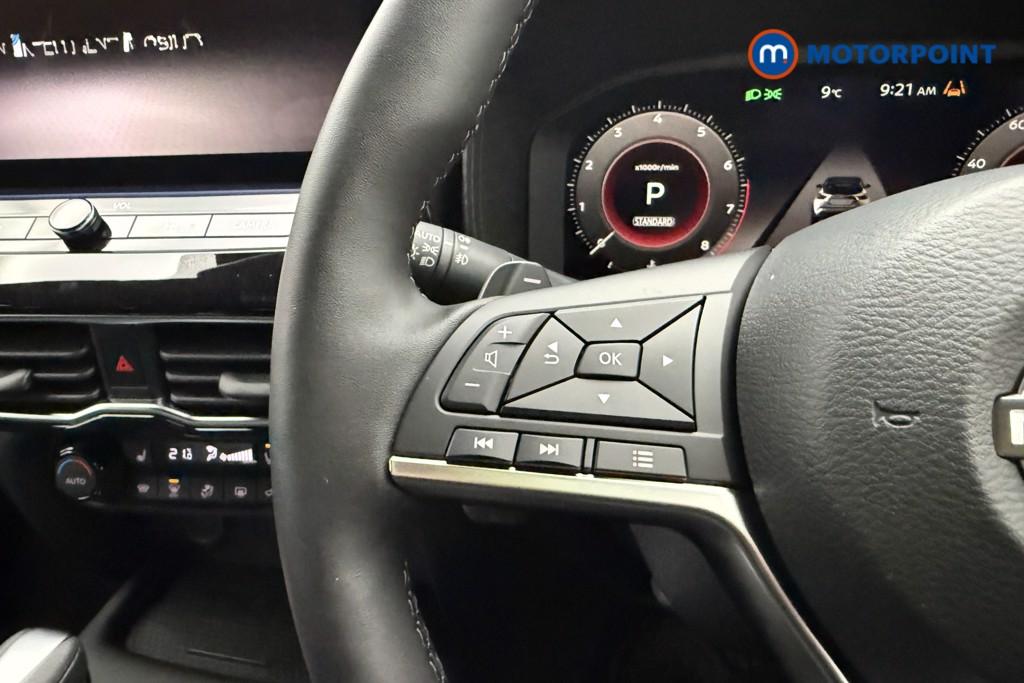 Nissan Juke Tekna Automatic Petrol SUV - Stock Number (1596700) - 8th supplementary image