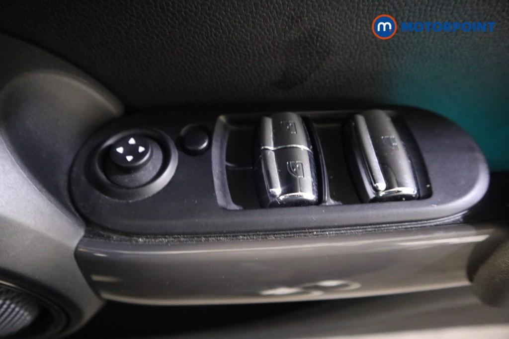 Mini Convertible Cooper Classic Automatic Petrol Convertible - Stock Number (1597290) - 8th supplementary image