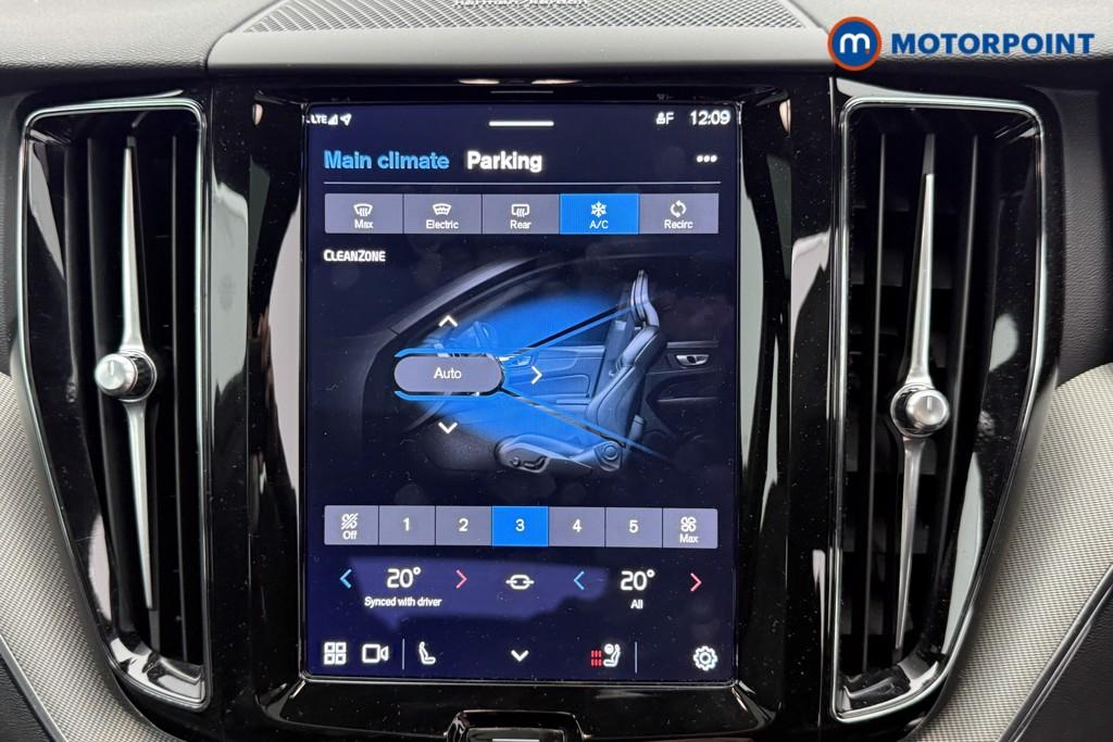 Volvo Xc60 Plus Automatic Petrol Plug-In Hybrid SUV - Stock Number (1601501) - 8th supplementary image