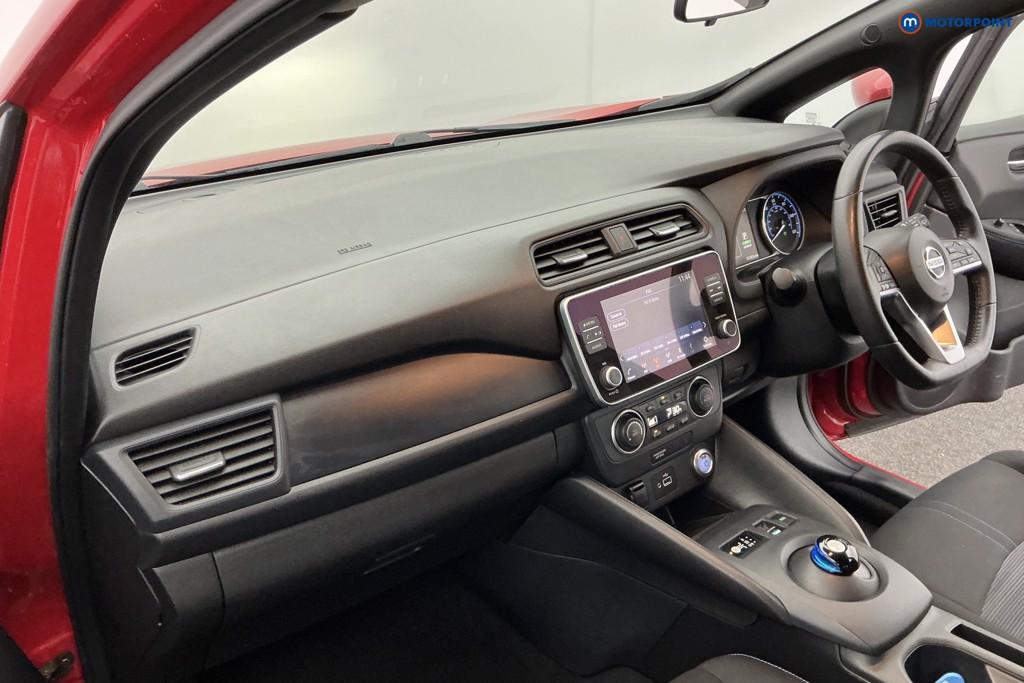 Nissan Leaf Acenta Automatic Electric Hatchback - Stock Number (1598134) - 8th supplementary image