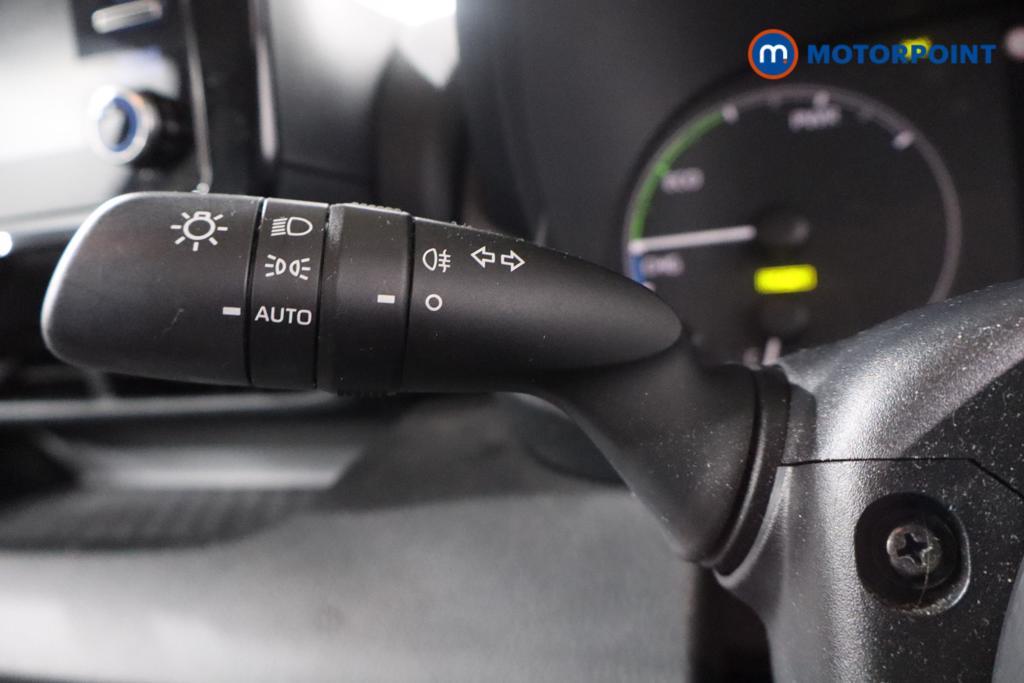 Toyota Yaris Icon Automatic Petrol-Electric Hybrid Hatchback - Stock Number (1599169) - 8th supplementary image