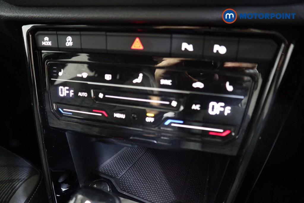 Volkswagen T-Roc R-Line Automatic Petrol SUV - Stock Number (1601579) - 8th supplementary image