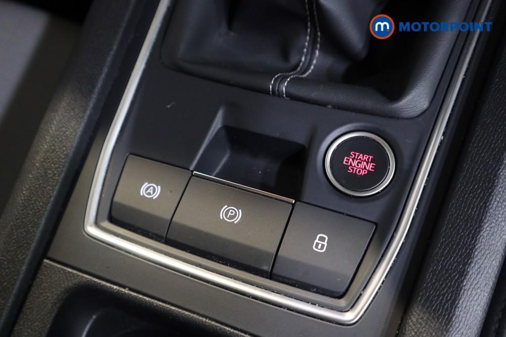 Seat Leon Se Dynamic Manual Petrol Hatchback - Stock Number (1601420) - 8th supplementary image